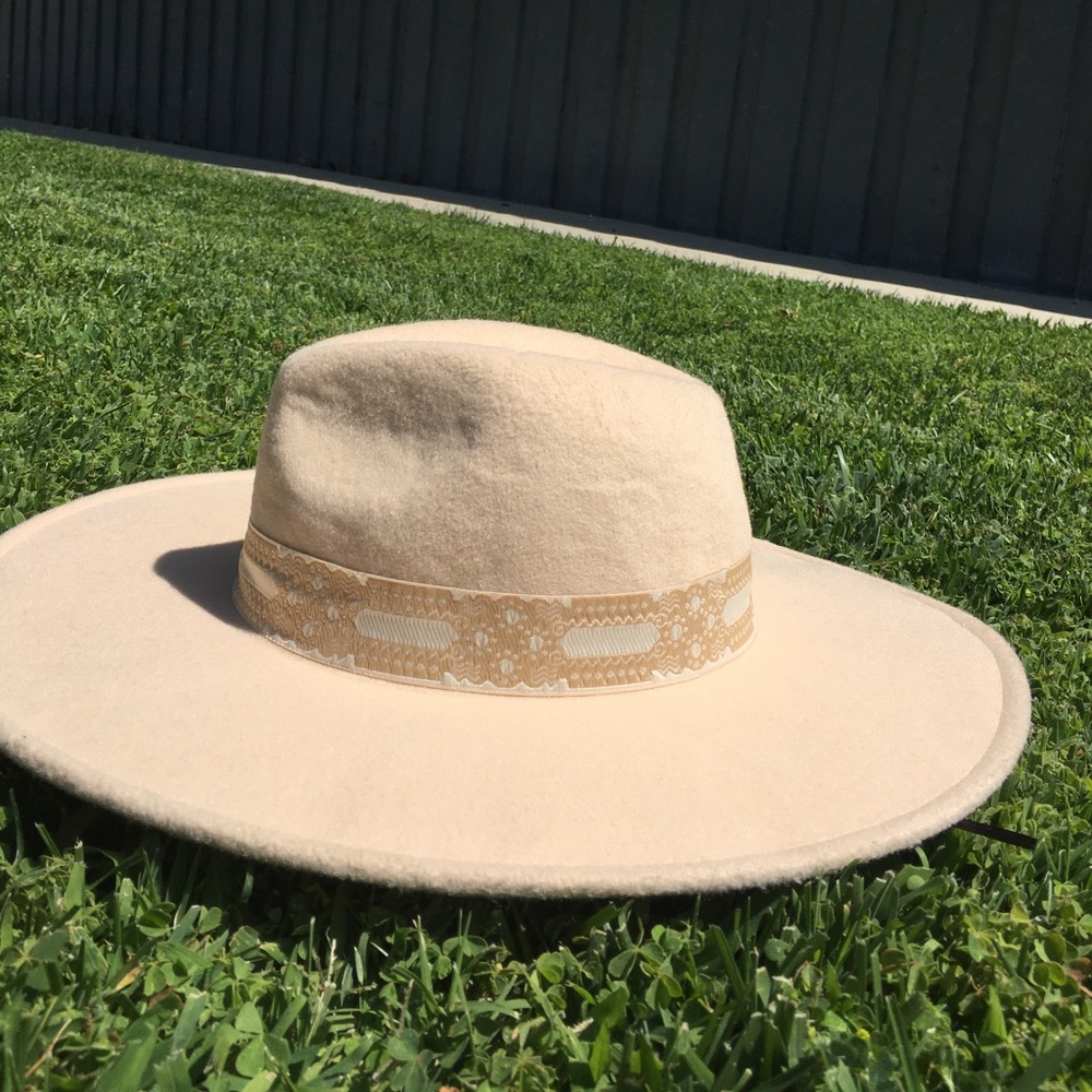 Boho vintage hat